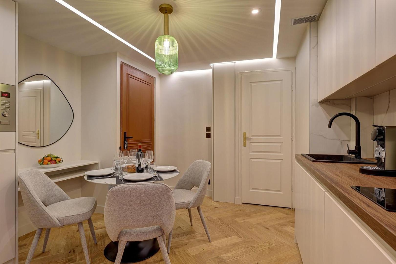 367 Suite Fondary 1 - Superb Apartment In Paris Luaran gambar